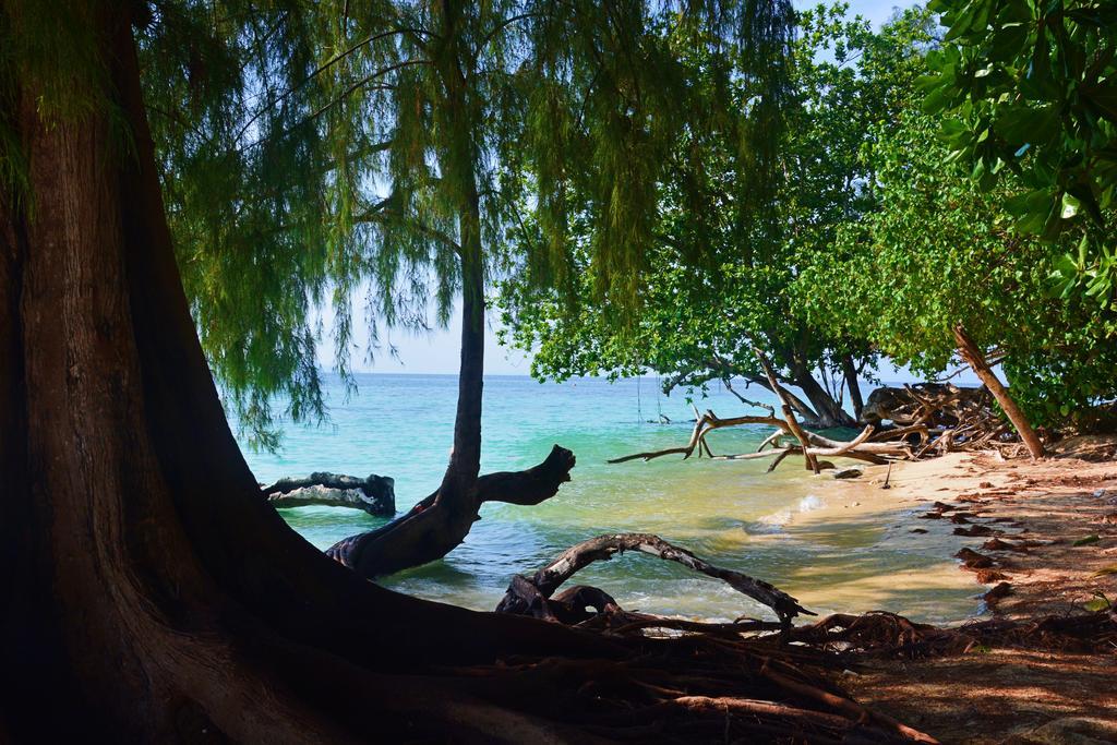 Paradise Lost Resort Koh Kradan Bagian luar foto