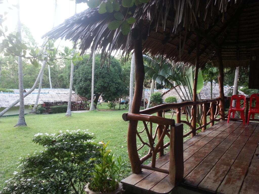 Paradise Lost Resort Koh Kradan Bagian luar foto