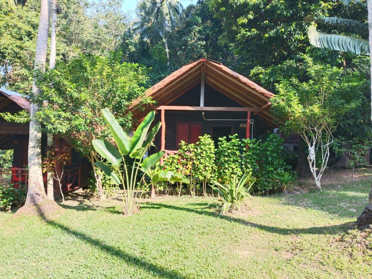 Paradise Lost Resort Koh Kradan Bagian luar foto